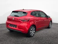 Gebraucht Renault Clio V Equilibre 90 PS (66 kW) 2023 Rot Kleinwagen
