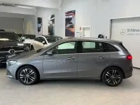 Gebraucht Mercedes B200 Progressive 150 PS (110 kW) 2024 Grau Kleinwagen
