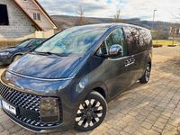 Gebraucht Hyundai Staria Signature 177 PS (130 kW) 2022 Grau Van / Kleinbus