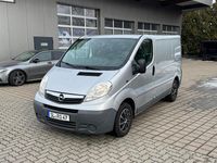 Gebraucht Opel Vivaro 90 PS (66 kW) 2014 Silber Van / Kleinbus