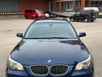 Gebraucht BMW 525 197 PS (144 kW) 2007 Blau Kombi