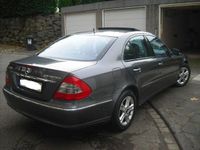Gebraucht Mercedes E200 Avantgarde 184 PS (135 kW) 2007 Grau Limousine