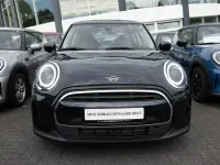 Gebraucht Mini Cooper Classic 136 PS (100 kW) 2023 Schwarz Kleinwagen