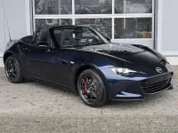 Neu Mazda MX5 Homura-Line 132 PS (97 kW) 2025 Deep crystal blue Cabrio