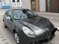 Gebraucht Alfa Romeo Giulietta 140 PS (102 kW) 2011 Grau Kleinwagen