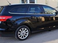 Gebraucht Ford Focus Titanium 125 PS (91 kW) 2015 Schwarz Kombi