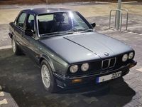 Gebraucht BMW 320 129 PS (94 kW) 1985 Grau Limousine