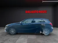 Gebraucht Mercedes A180 122 PS (89 kW) 2014 Schwarz Kleinwagen