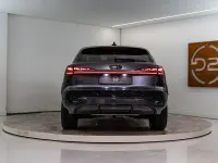 Neu Audi Q3 Sportback Sport 272 PS (200 kW) 2026 Grau SUV