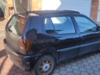 Second-hand VW Polo Conceptline 75 CP (55 kW) 1999 Negru Hatchback