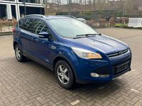 Gebraucht Ford Kuga Titanium 140 PS (102 kW) 2014 Blau SUV
