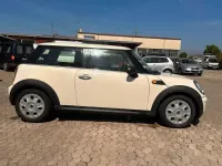 Gebraucht Mini ONE 75 PS (55 kW) 2010 Weiß Kleinwagen
