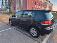 Gebraucht VW Golf VI 105 PS (77 kW) 2012 Schwarz Kleinwagen