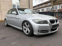 Gebraucht BMW 325 204 PS (150 kW) 2010 Silber Limousine