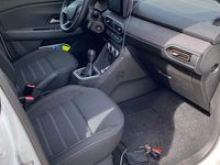 Gebraucht Dacia Sandero Expression 101 PS (74 kW) 2024 Weiß Limousine