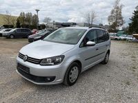Second-hand VW Touran Trendline 105 CP (77 kW) 2012 Argintiu Monovolum