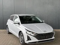 Neu Hyundai i20 Pure 79 PS (58 kW) 2025 Lumen gray Kleinwagen