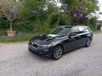 Gebraucht BMW 318 156 PS (114 kW) 2023 Schwarz Kombi