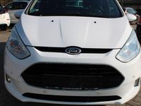 Gebraucht Ford B-MAX Titanium 95 PS (69 kW) 2017 Weiß Van / Kleinbus