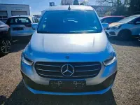 Gebraucht Mercedes T180 Style 116 PS (85 kW) 2023 Helvinsilber Van / Kleinbus