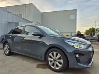 Gebraucht Kia Rio 101 PS (74 kW) 2023 Grau Limousine
