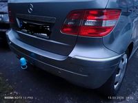 Gebraucht Mercedes B200 136 PS (100 kW) 2007 Silber Van / Kleinbus