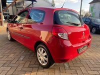 Gebraucht Renault Clio III 75 PS (55 kW) 2012 False Kleinwagen
