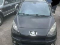 Gebraucht Peugeot 1007 Premium 73 PS (53 kW) 2006 Schwarz Van / Kleinbus