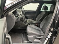 Gebraucht VW Tiguan R-line 150 PS (110 kW) 2023 Deep black SUV