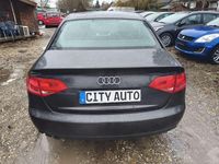 Gebraucht Audi A4 Attraction 160 PS (117 kW) 2011 Lavagrau perleffekt Limousine