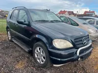 Gebraucht Mercedes ML320 218 PS (160 kW) 2000 Schwarz SUV