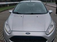 Gebraucht Ford Fiesta Celebration 65 PS (47 kW) 2016 Grau Kleinwagen