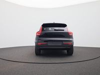 Neu Volvo XC40 Plus 2026 Onyx black metallic SUV