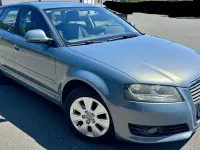 Gebraucht Audi A3 Attraction 102 PS (75 kW) 2009 Blau Kleinwagen