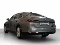 Gebraucht BMW 550e Sport Line 489 PS (359 kW) 2024 Other Limousine