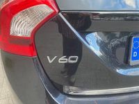 Używany Volvo V60 Summum 280 KM (205 kW) 2014 Czarny Kombi