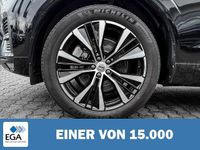 Gebraucht Volvo XC60 Core 197 PS (144 kW) 2024 Metallic SUV