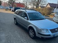 Usata VW Passat 131 CV (96 kW) 2004 Argento Station wagon