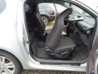 Gebraucht Toyota iQ 98 PS (72 kW) 2009 Silber Kleinwagen