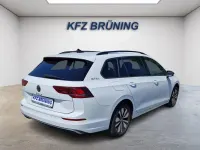Gebraucht VW Golf VIII Goal 150 PS (110 kW) 2025 Pure white (0q0q) (metallic) Kombi