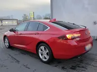 Gebraucht Opel Insignia Sport 170 PS (125 kW) 2017 Rot Limousine