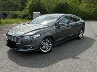 Gebraucht Ford Mondeo Titanium 160 PS (117 kW) 2015 Grau Limousine