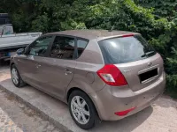Gebraucht Kia Ceed 90 PS (66 kW) 2009 Gold Kleinwagen