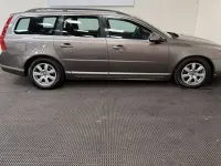 Gebraucht Volvo V70 Momentum 114 PS (83 kW) 2012 Braun Kombi