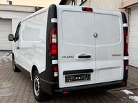 Gebraucht Renault Trafic Komfort 145 PS (106 kW) 2020 Weiß Van / Kleinbus