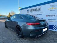 Gebraucht Mercedes E220 AMG 194 PS (142 kW) 2018 Grau Coupé