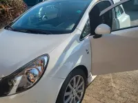 Gebraucht Opel Corsa Sport 101 PS (74 kW) 2010 Weiß Kleinwagen