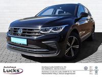 Gebraucht VW Tiguan Move 150 PS (110 kW) 2023 Schwarz (deep black perleffekt) SUV
