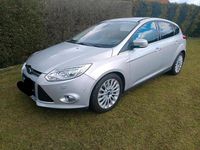 Gebraucht Ford Focus Individual 170 PS (125 kW) 2012 Silber Limousine