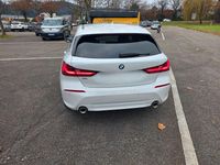 Gebraucht BMW 120 Advantage 178 PS (130 kW) 2021 Weiß Kleinwagen